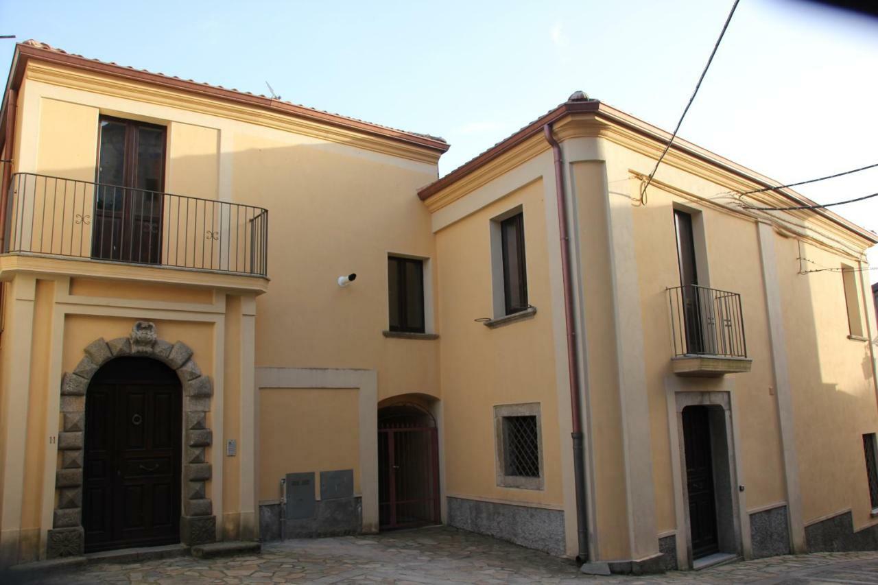 Le Vie Mediterranee Torre di Ruggiero Exterior foto